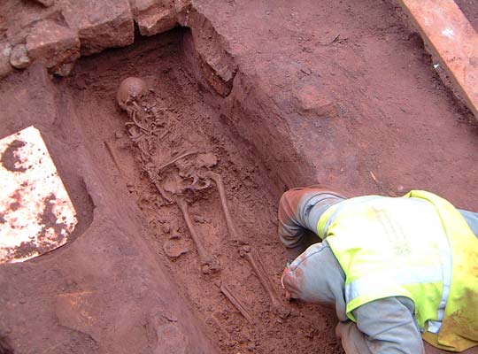 excavation of a skeleton at st james’s priory